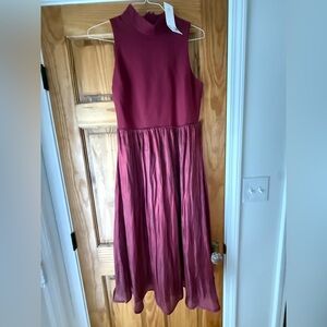 Elegant Burgundy Sleeveless Dress